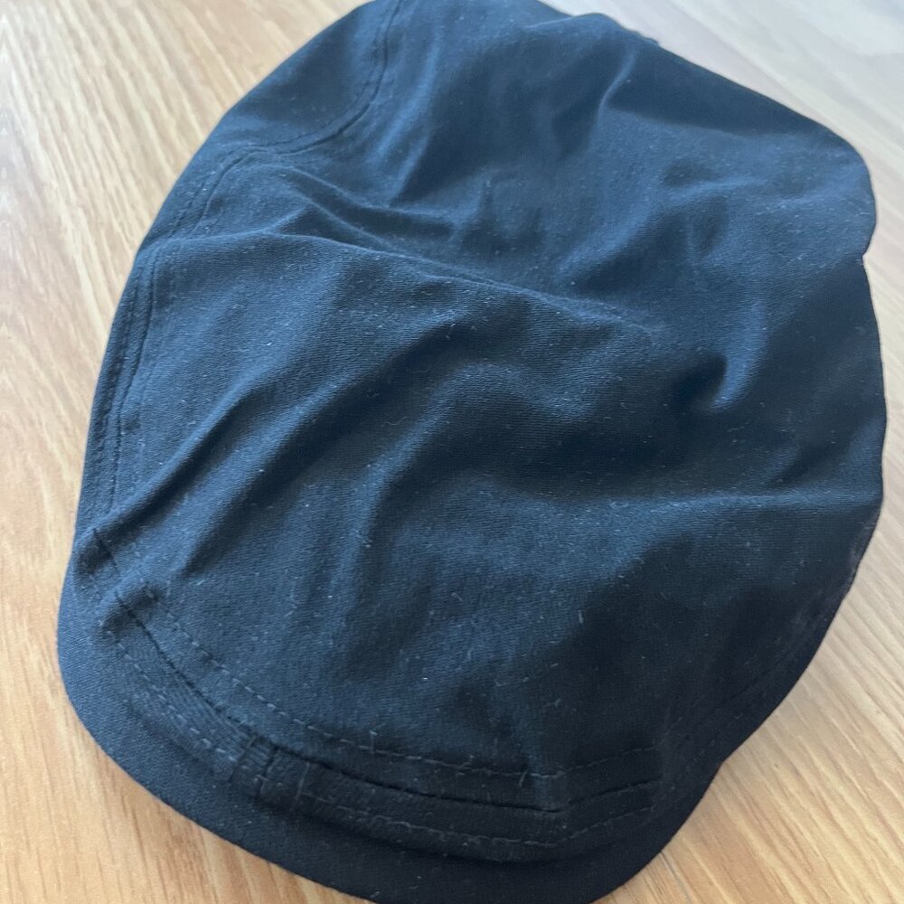 Black cap